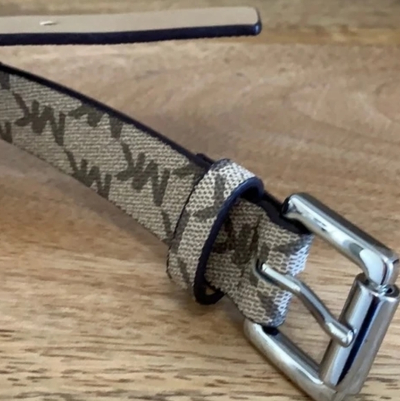 Michael Kors - Picture 17 of 17